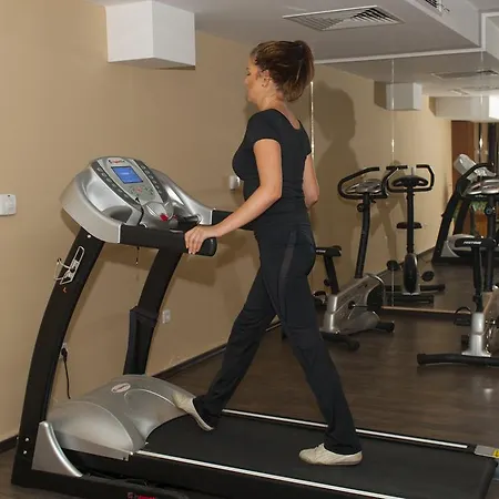 ホテル Radina's Way 4*