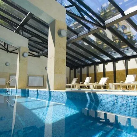 ホテル Radina's Way 4*