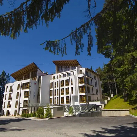 Radina's Way Hotel 4*