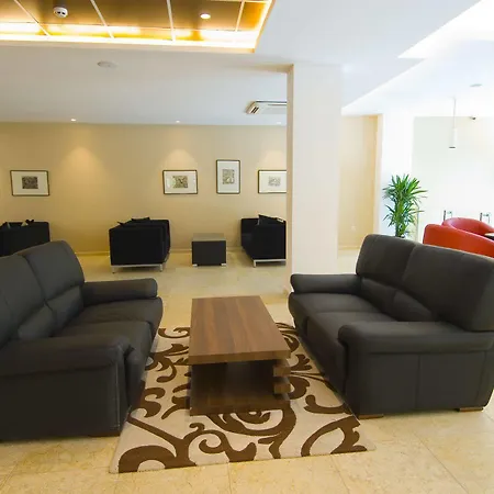 ホテル Radina's Way ボロヴェッツ