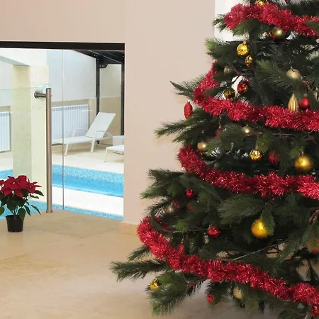 ホテル Radina's Way