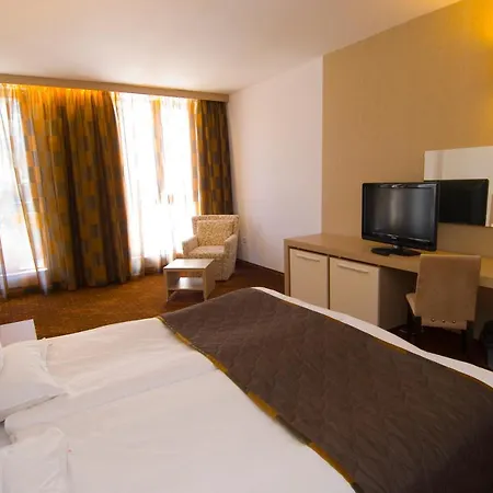 Radina's Way Hotel Borowez