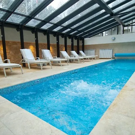 ホテル Radina's Way