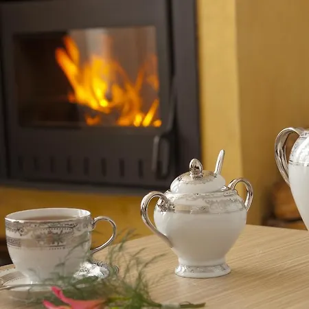 ホテル Radina's Way ボロヴェッツ