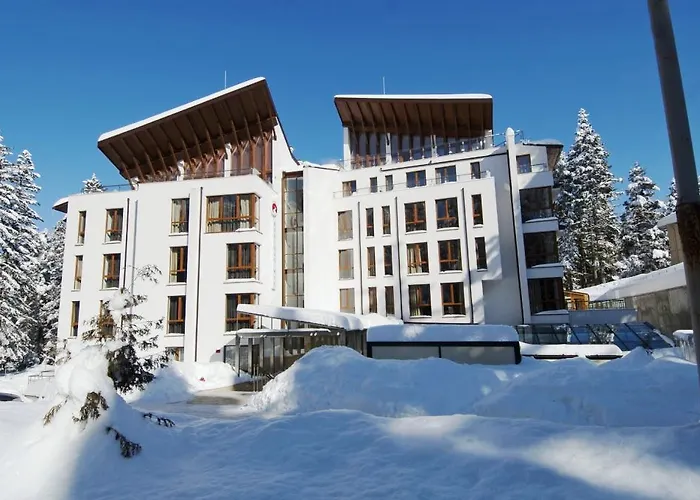 Radina's Way Hotel Borowec